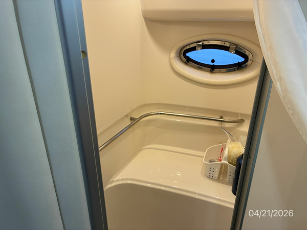 Maxum-4100 SCA 1998-Knot Complaining Daytona Beach-Florida-United States-41 Maxum Master Shower-6063771