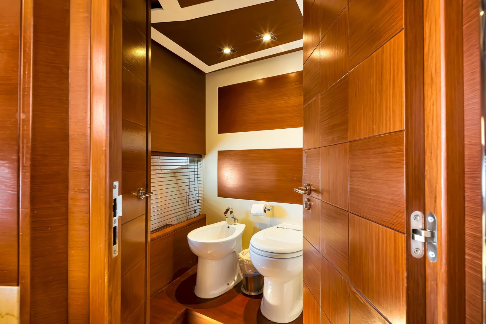 Azimut-105 2005-BABIECA Miami-Florida-United States-6049370 | Thumbnail