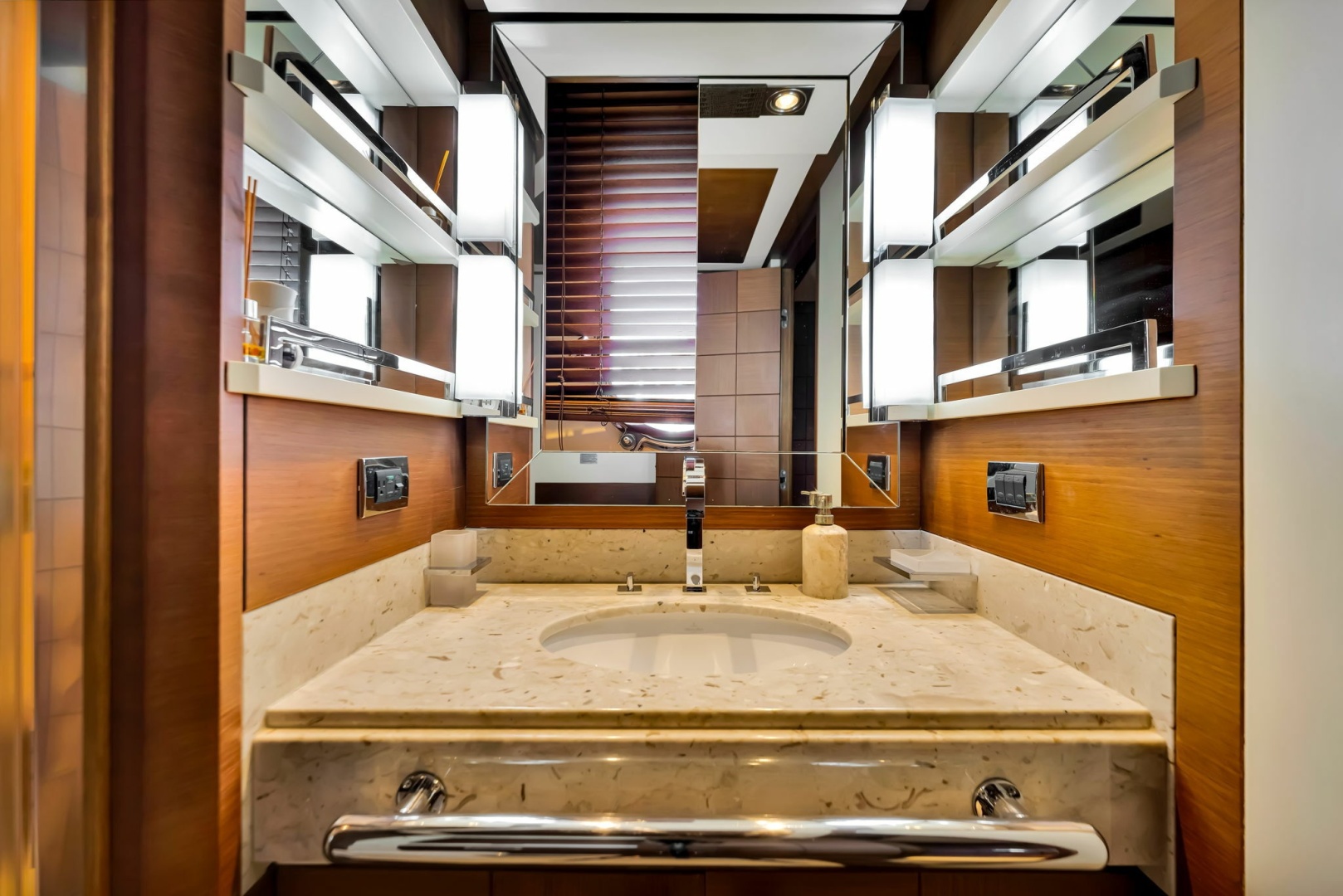 Azimut-105 2005-BABIECA Miami-Florida-United States-6049386 | Thumbnail