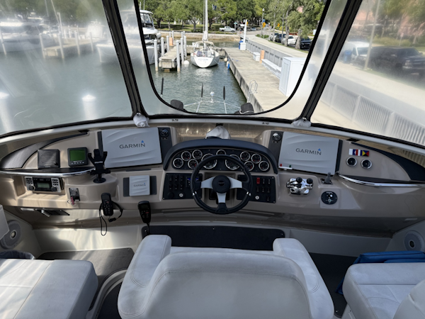 Carver-44 CMY 2006-Mist Approach St Petersburg-Florida-United States-6052423