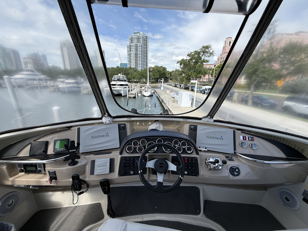 Carver-44 CMY 2006-Mist Approach St Petersburg-Florida-United States-6052420