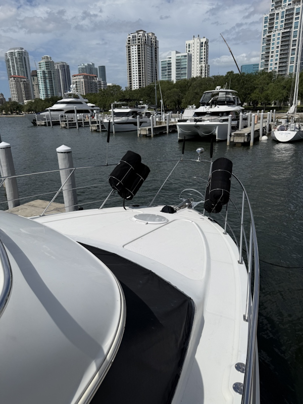Carver-44 CMY 2006-Mist Approach St Petersburg-Florida-United States-6052657