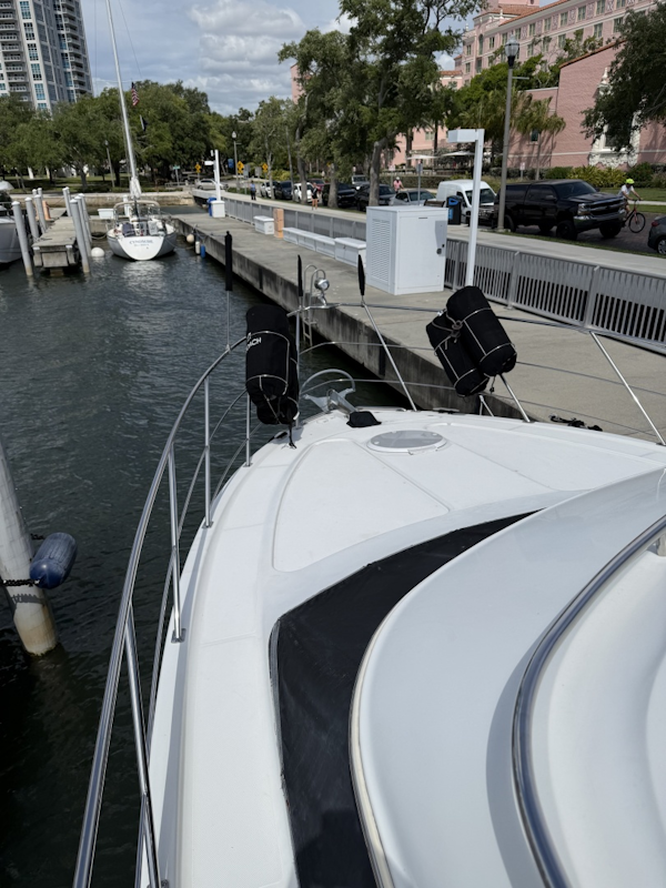 Carver-44 CMY 2006-Mist Approach St Petersburg-Florida-United States-6052656