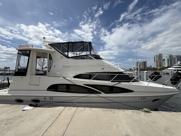 Carver-44 CMY 2006-Mist Approach St Petersburg-Florida-United States-6052658