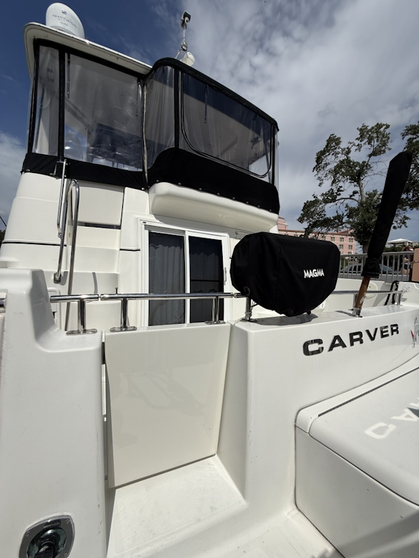 Carver-44 CMY 2006-Mist Approach St Petersburg-Florida-United States-6052518