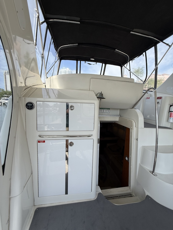 Carver-44 CMY 2006-Mist Approach St Petersburg-Florida-United States-6052401