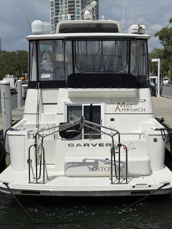 Carver-44 CMY 2006-Mist Approach St Petersburg-Florida-United States-6052511