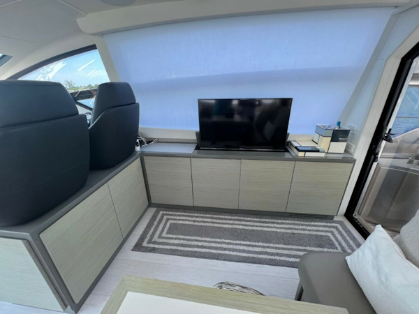 Pershing 2018-BLUEPRINT Miami Beach-Florida-United States-6050044