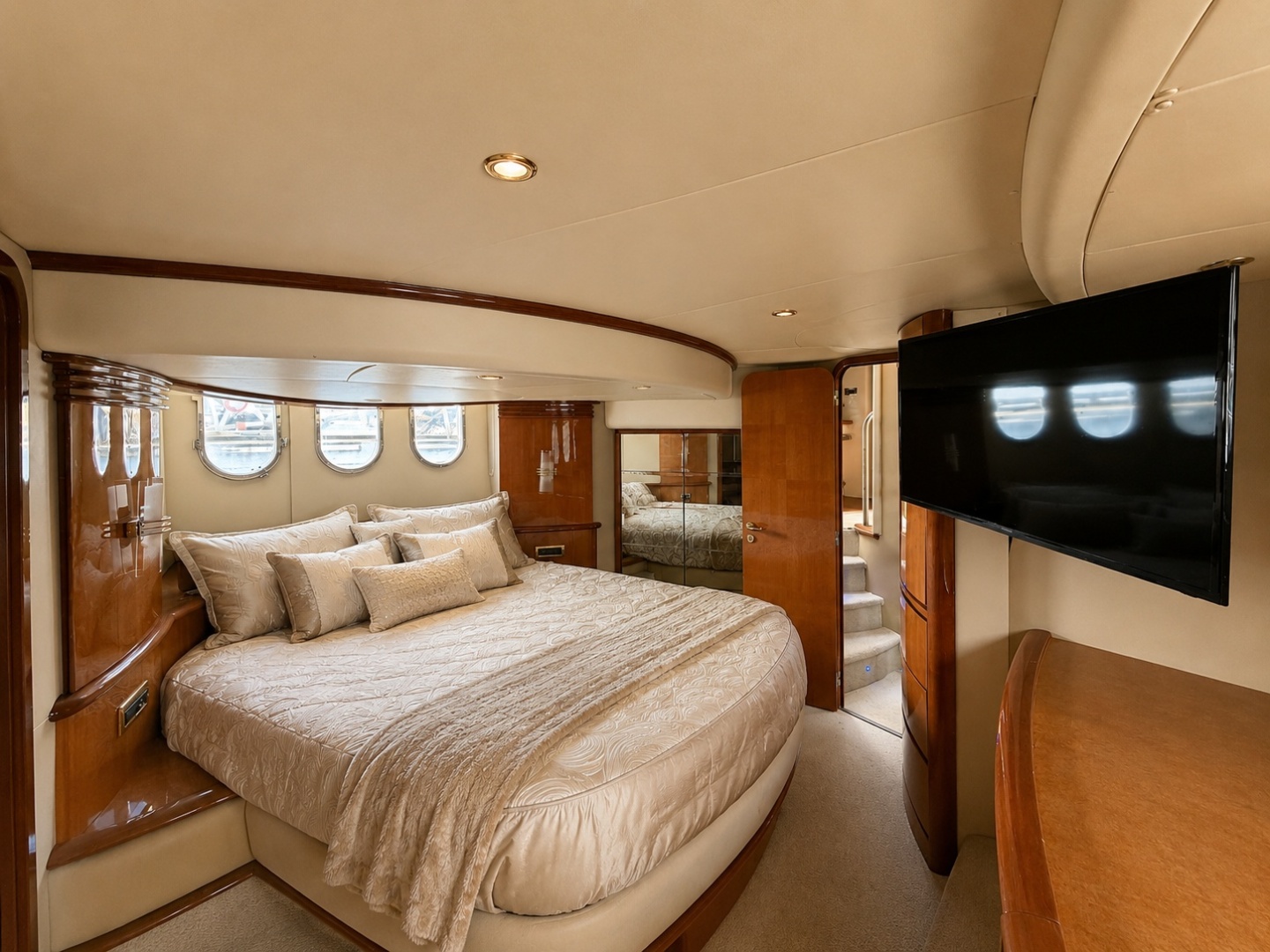 Azimut-Fly 62 2005-ALADDIN Vancouver-British Columbia-Canada-6105707 | Thumbnail