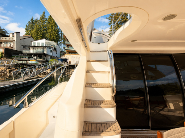 Azimut-Fly 62 2005-ALADDIN Vancouver-British Columbia-Canada-6105679