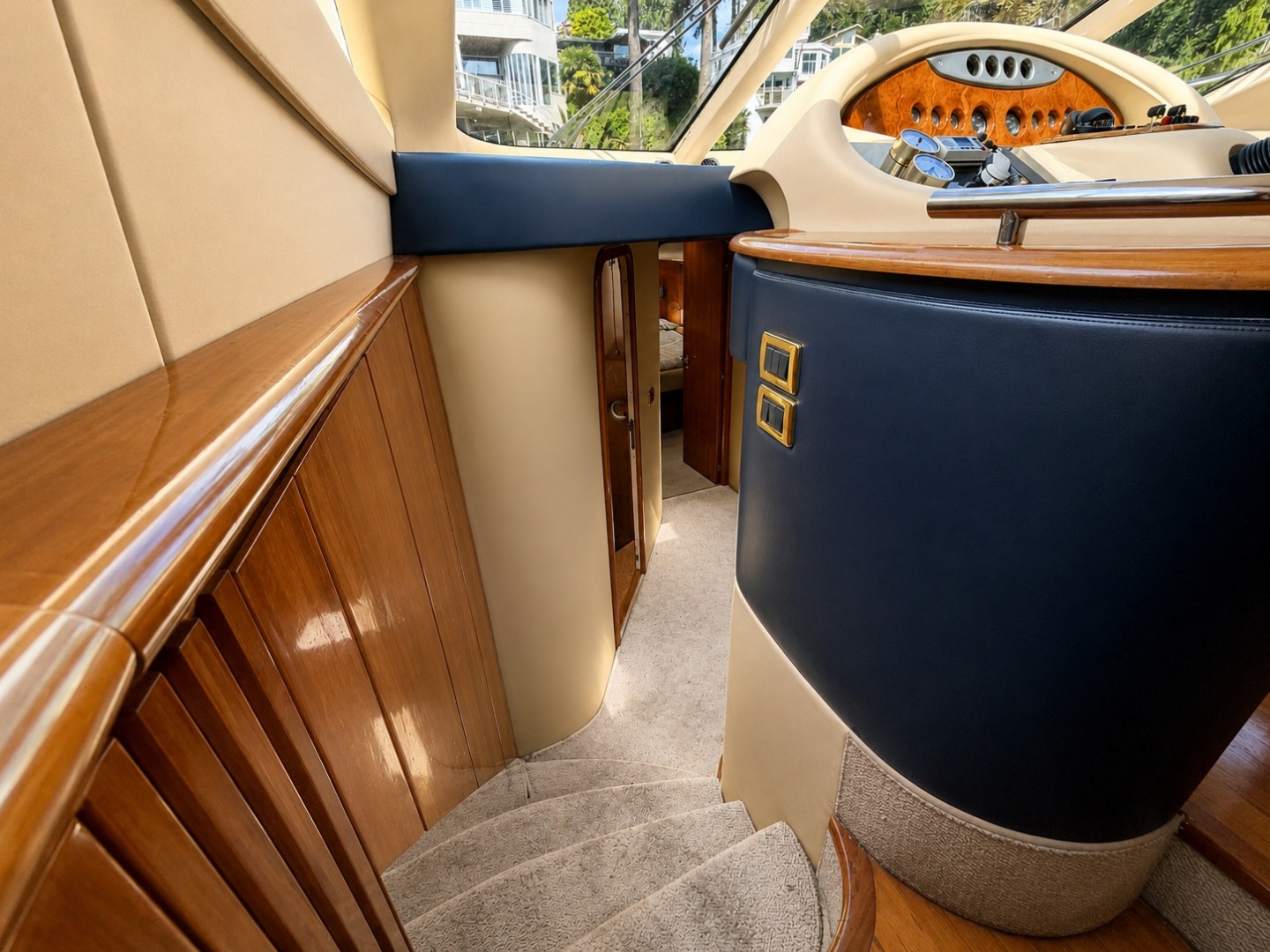 Azimut-Fly 62 2005-ALADDIN Vancouver-British Columbia-Canada-6105704 | Thumbnail