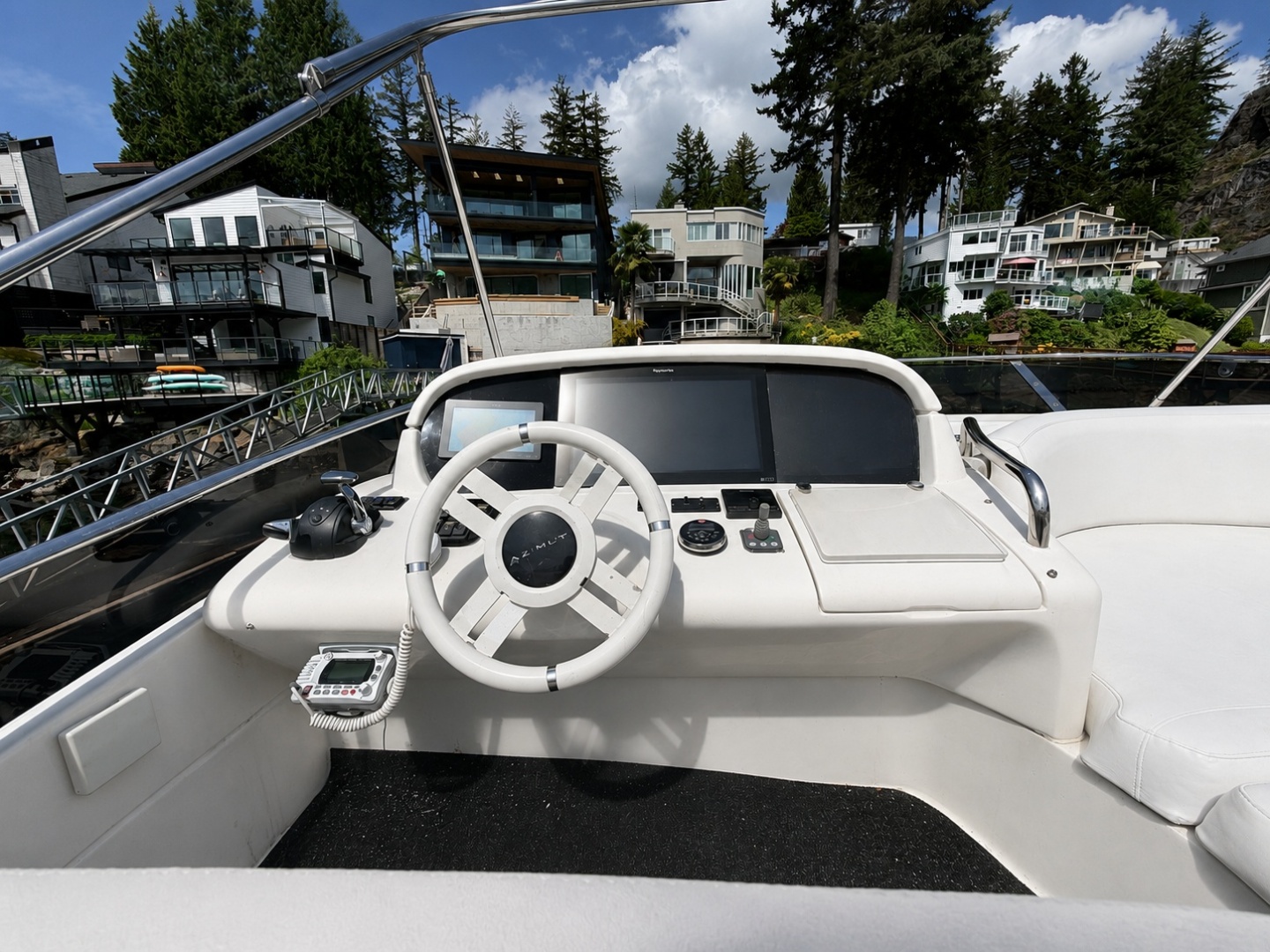 Azimut-Fly 62 2005-ALADDIN Vancouver-British Columbia-Canada-6105720 | Thumbnail