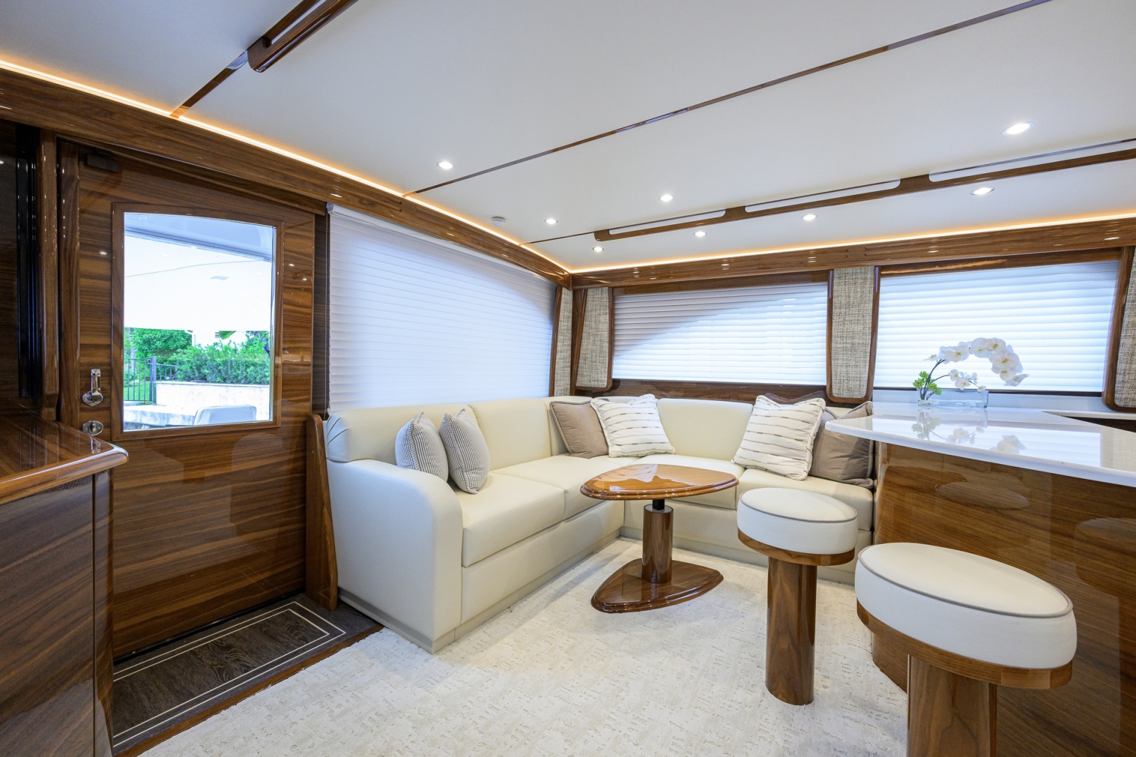 Viking-54 Convertible 2024-Dog House Boca Raton-Florida-United States-Viking 54  Dog House  Salon-6053605 | Thumbnail