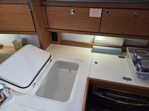 Bavaria-Cruiser 34 2021-Skal Bremerton-Washington-United States-Galley-6051073