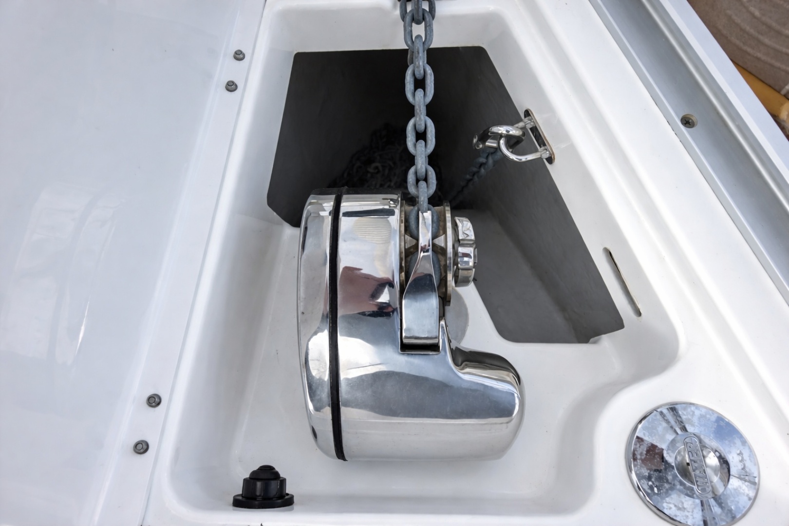 Bavaria-Cruiser 34 2021-Skal Bremerton-Washington-United States-Anchor locker w/ electric windlass-6051060 | Thumbnail