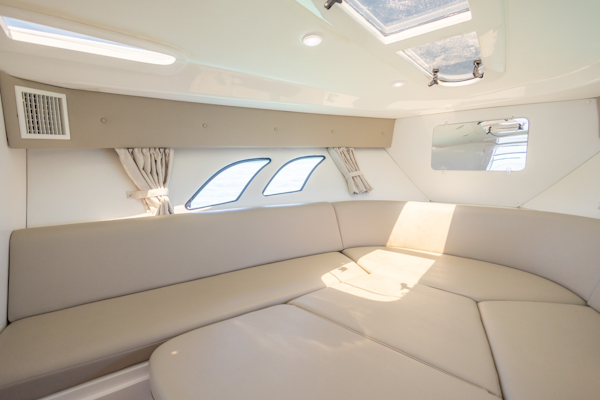 Intrepid-400 Cuddy 2014 -Miami-Florida-United States-6067133
