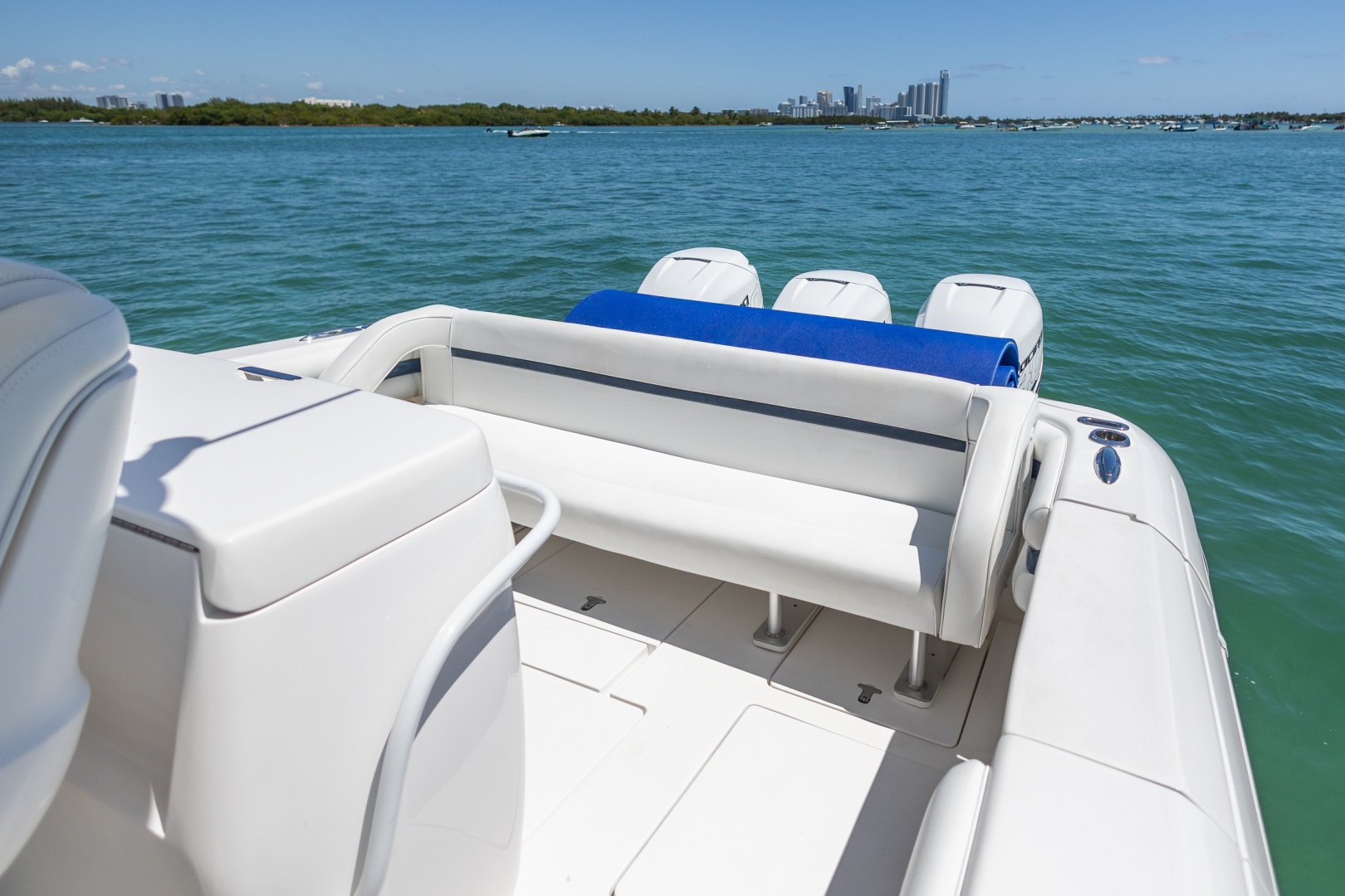 Intrepid-400 Cuddy 2014 -Miami-Florida-United States-6067115 | Thumbnail