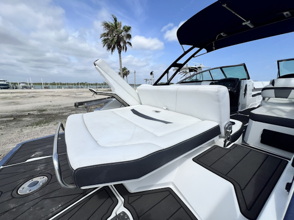Monterey-268SS 2015-Blue Bayou Daytona Beach-Florida-United States-6286024