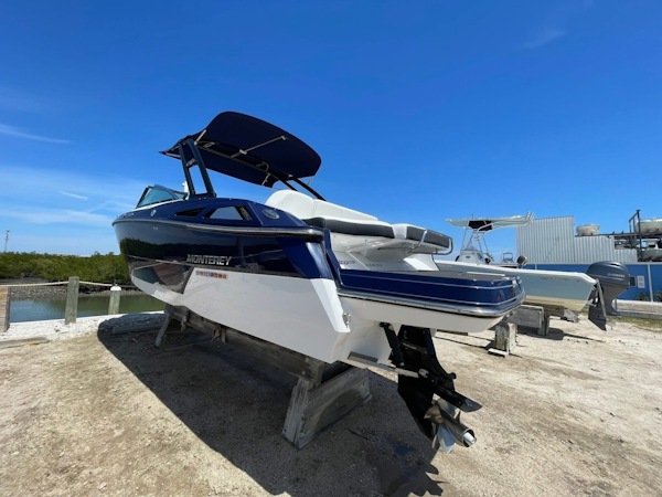 Monterey-268SS 2015-Blue Bayou Daytona Beach-Florida-United States-6054250