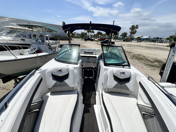 Monterey-268SS 2015-Blue Bayou Daytona Beach-Florida-United States-6286075