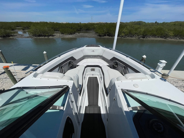 Monterey-268SS 2015-Blue Bayou Daytona Beach-Florida-United States-6054252