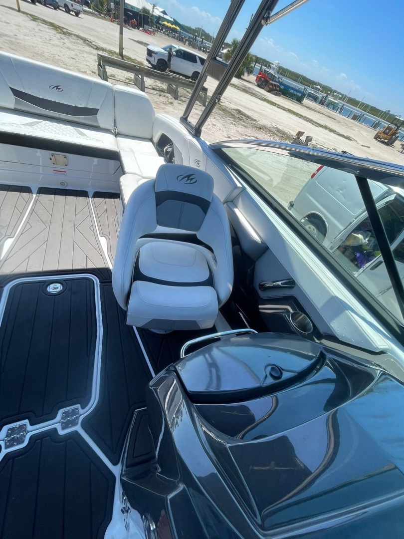 Monterey-268SS 2015-Blue Bayou Daytona Beach-Florida-United States-6054257 | Thumbnail