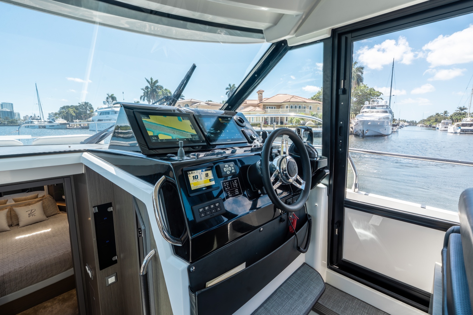 Jeanneau-NC 1295 Fly 2024 -Fort Lauderdale-Florida-United States-6051845 | Thumbnail