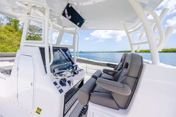 Twin Vee-340 GFX CC 2026 -Fort Lauderdale-Florida-United States-6051901