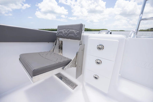 Twin Vee-340 GFX CC 2026 -Fort Lauderdale-Florida-United States-6051903