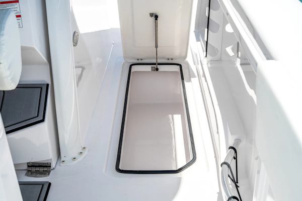 Twin Vee-340 GFX CC 2026 -Fort Lauderdale-Florida-United States-6051896