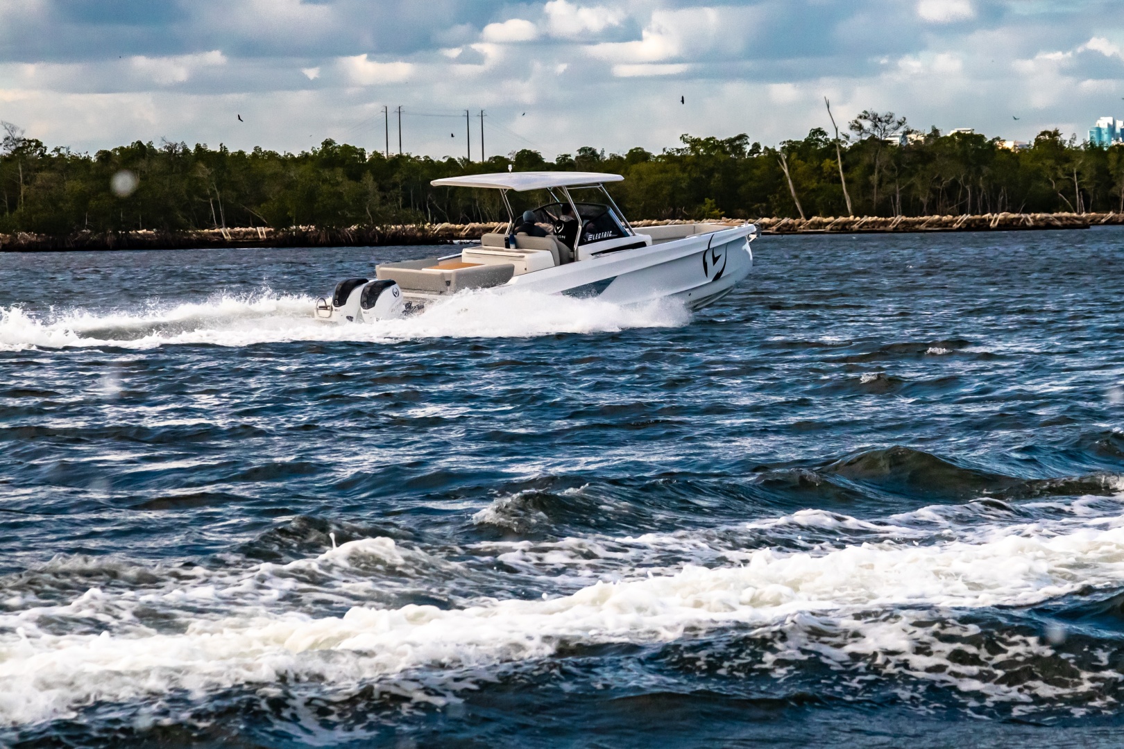 Vision-Sterk 31 E 2026 -Fort Lauderdale-Florida-United States-6052009 | Thumbnail