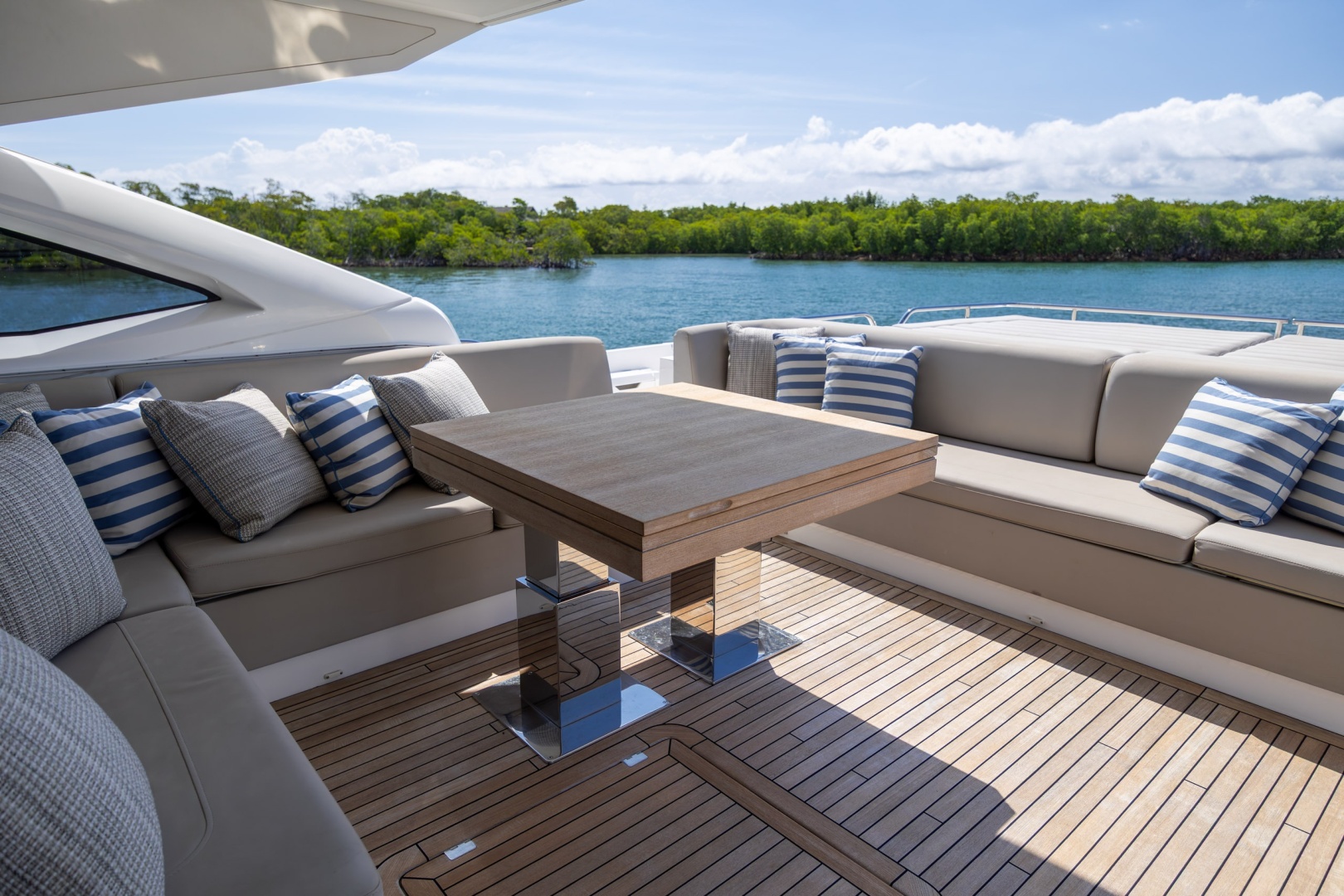 Sunseeker-PREDATOR 74 XPS 2020-MARGUERITE Ft Lauderdale-Florida-United States-6052591 | Thumbnail