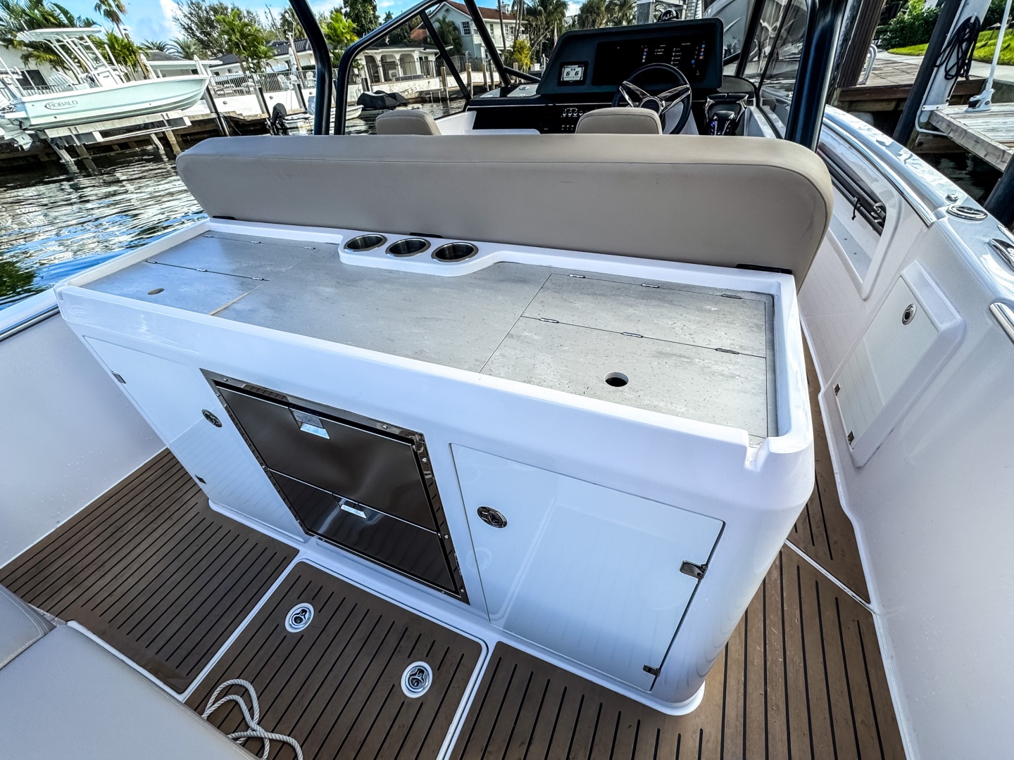 Other-Sterk 31 2024 -Fort Lauderdale-Florida-United States-6052082 | Thumbnail