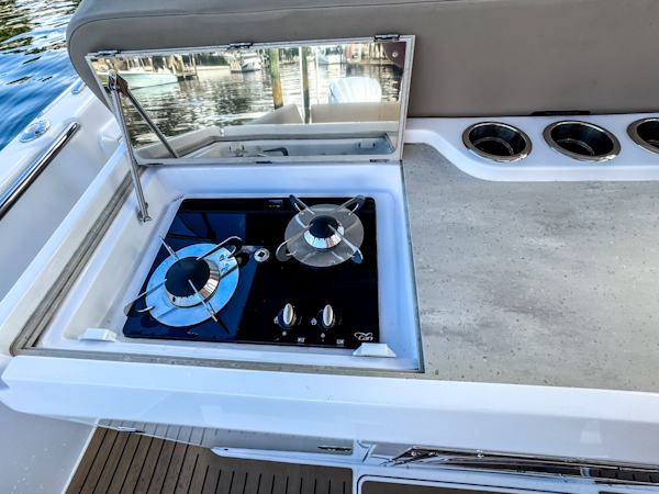 Other-Sterk 31 2024 -Fort Lauderdale-Florida-United States-6052081