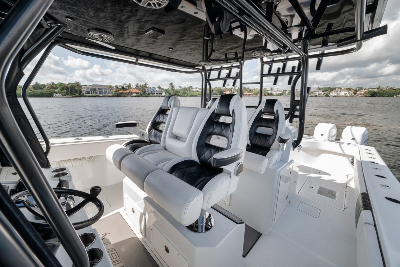 Freeman-42LR 2020-Quick Sweep  Jupiter -Florida-United States-6054465 | Thumbnail