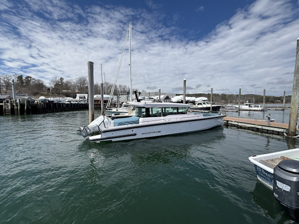 Axopar-37XC Cross Cabin 2023-OHANA Freeport-Maine-United States-6052255
