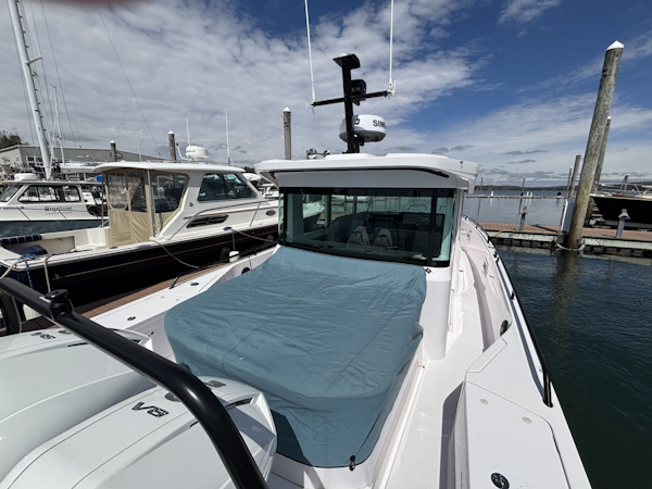 Axopar-37XC Cross Cabin 2023-OHANA Freeport-Maine-United States-6052268