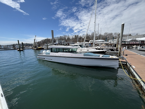 Axopar-37XC Cross Cabin 2023-OHANA Freeport-Maine-United States-6052256
