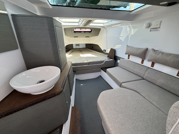 Axopar-37XC Cross Cabin 2023-OHANA Freeport-Maine-United States-6052236