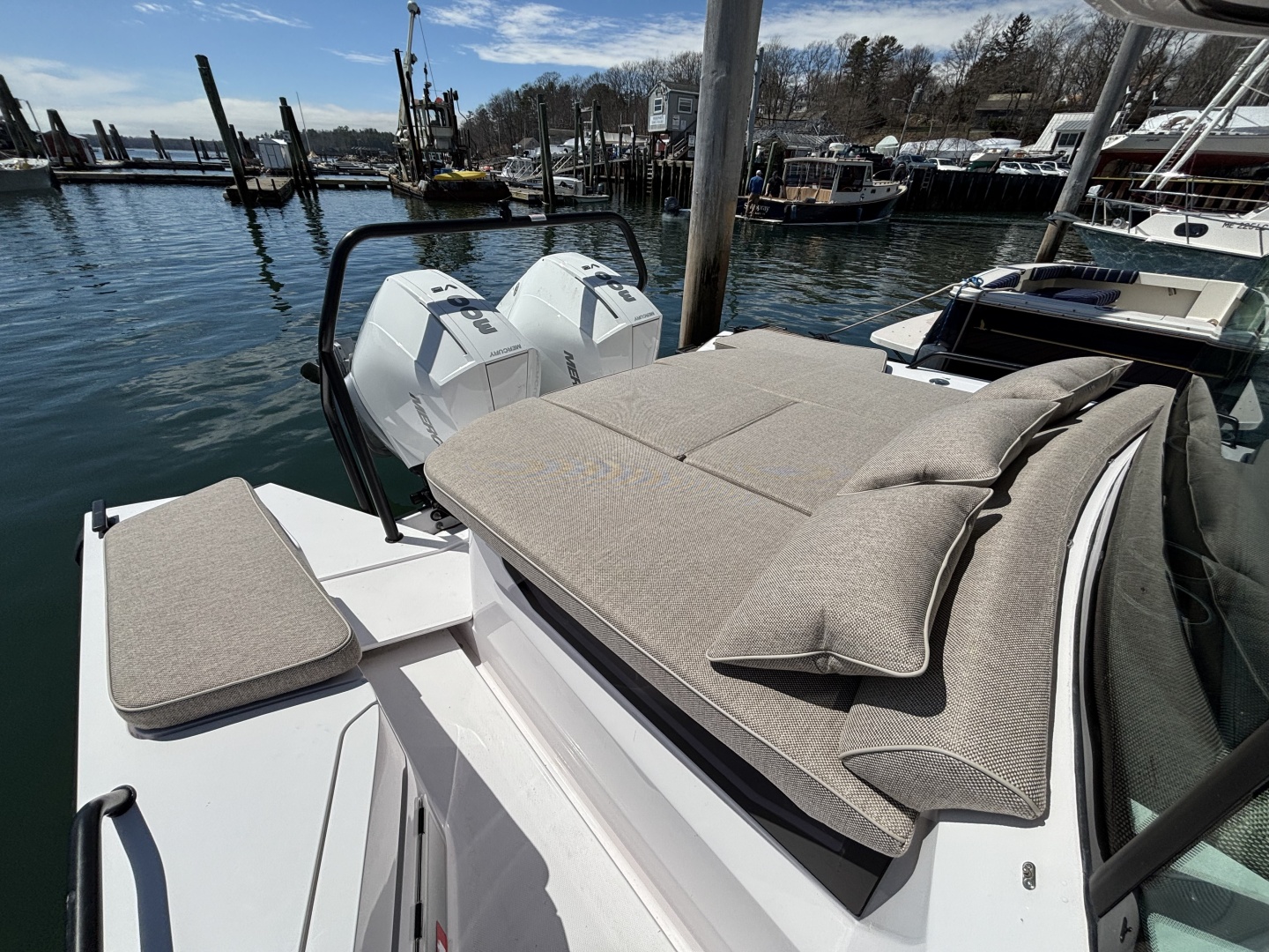 Axopar-37XC Cross Cabin 2023-OHANA Freeport-Maine-United States-6052229 | Thumbnail