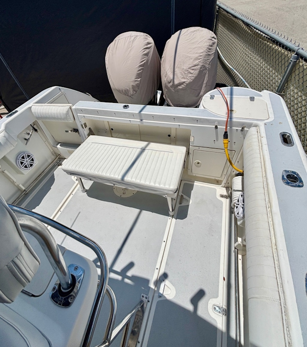Boston Whaler-26 Outrage 2001 -Riviera Beach -Florida-United States-6077068
