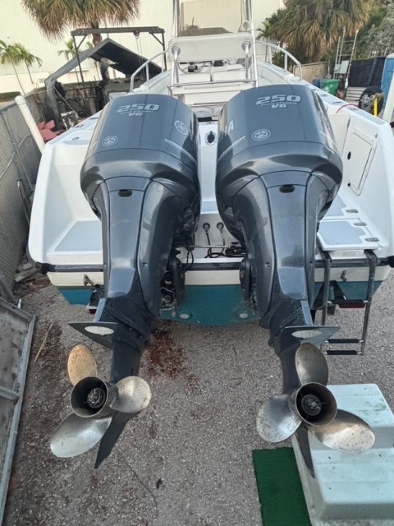 Boston Whaler-26 Outrage 2001 -Riviera Beach -Florida-United States-6077071 | Thumbnail