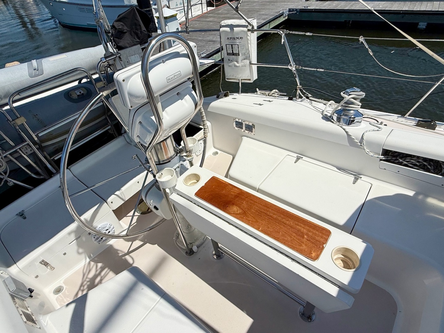Catalina-380 1998-Liahona Charleston-South Carolina-United States-6052342 | Thumbnail