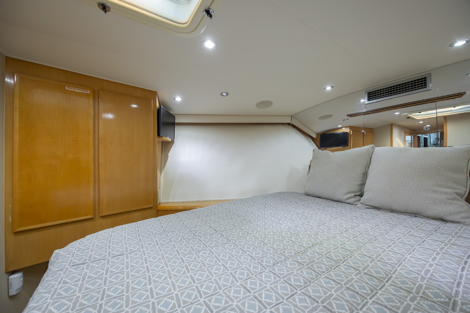 Hatteras-50 Convertible 2000 -Morehead City-North Carolina-United States-6052432 | Thumbnail