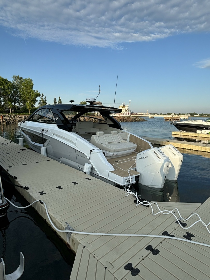 Cruisers Yachts-42 GLS OB 2024 -Sag Harbor-New York-United States-6052779 | Thumbnail