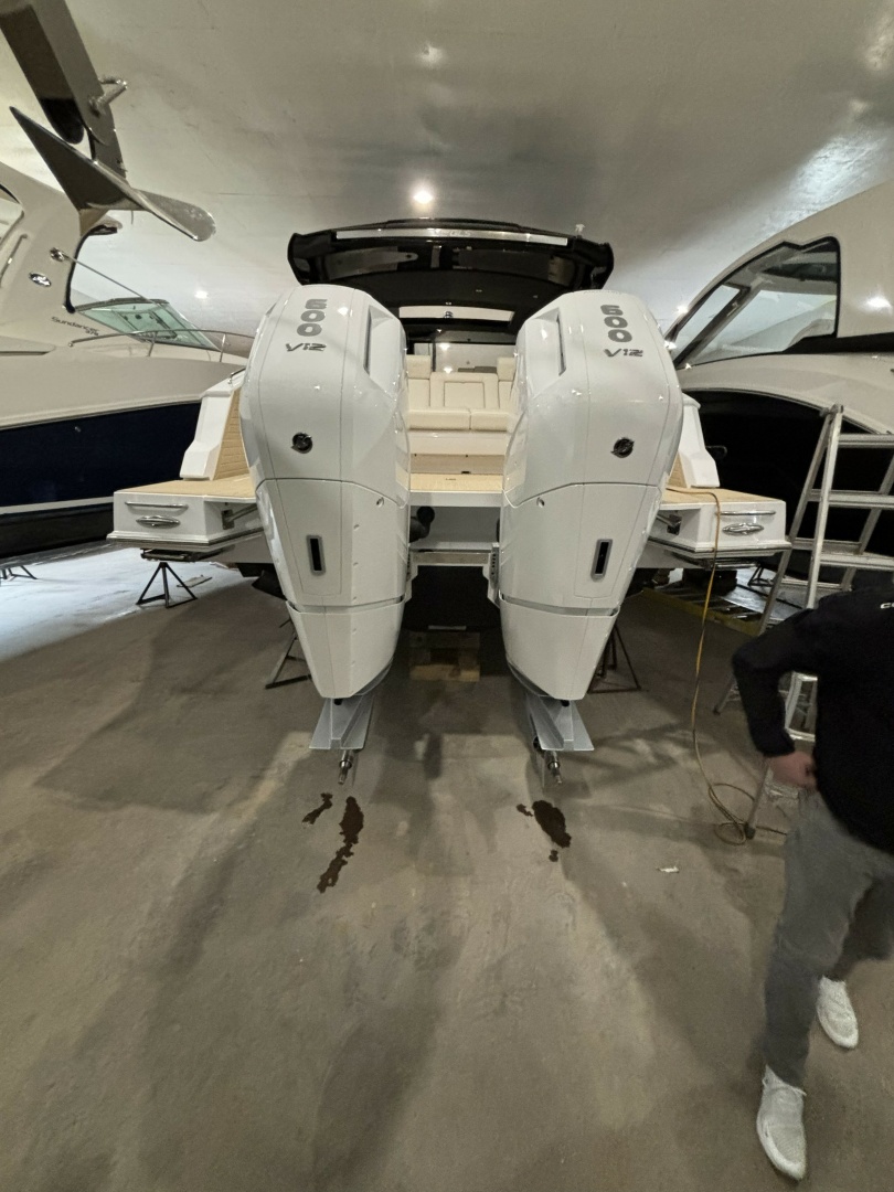 Cruisers Yachts-42 GLS OB 2024 -Sag Harbor-New York-United States-6052785 | Thumbnail