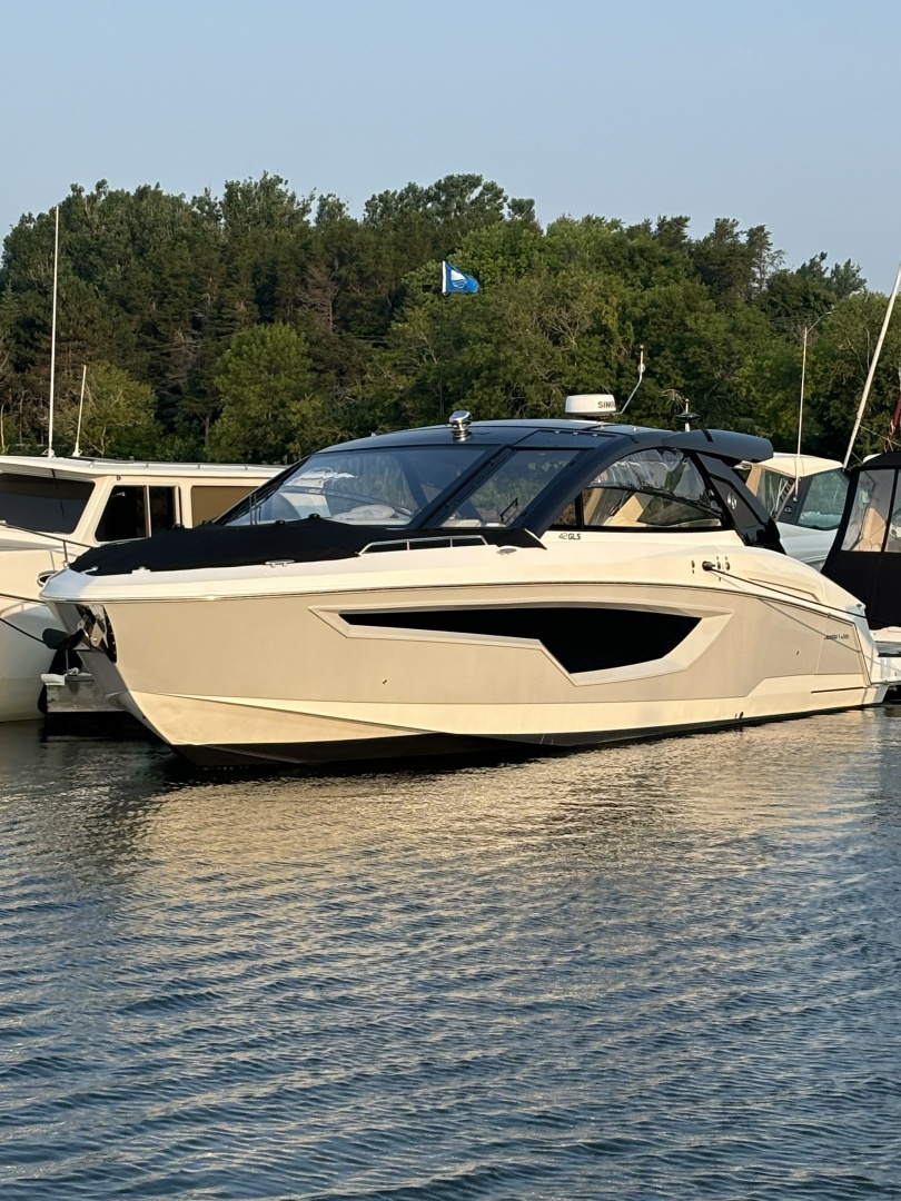 Cruisers Yachts-42 GLS OB 2024 -Sag Harbor-New York-United States-6052773 | Thumbnail