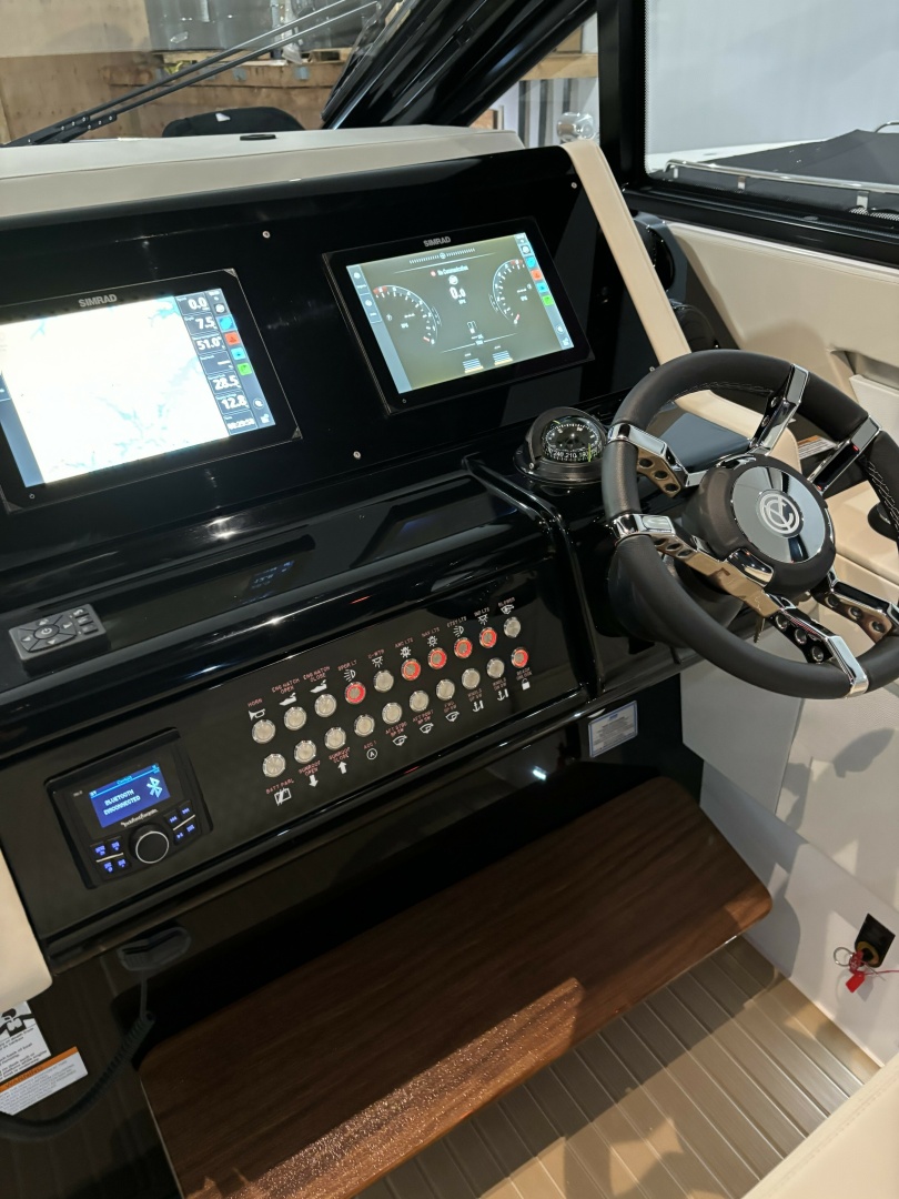 Cruisers Yachts-42 GLS OB 2024 -Sag Harbor-New York-United States-6052796 | Thumbnail