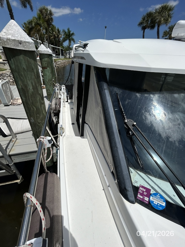 Jeanneau-895 2021-JennaDi Punta Gorda-Florida-United States-Jeanneau 895 starboard side deck-6052928