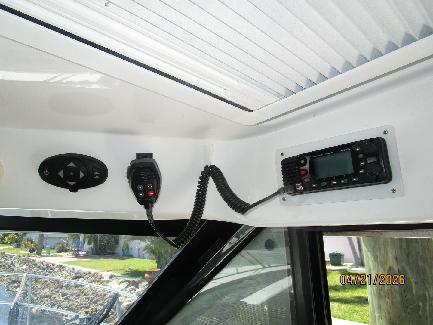 Jeanneau-895 2021-JennaDi Punta Gorda-Florida-United States-Jeanneau 895 helm overhead electronics-6052864 | Thumbnail